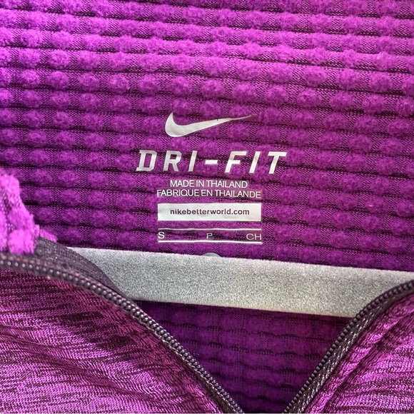 Nike Woman’s Purple Dri Fit Quarter Zip long Sleeve Activewear Workout Top Small - Picture 4 of 7